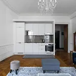 Veeve - Porcelain Pelouse